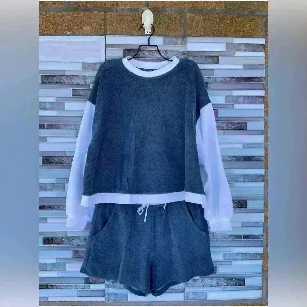 Electric and rose terrycloth color block 2 piece small